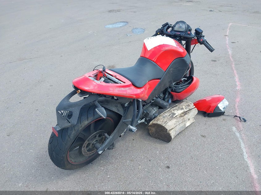 4MZYL04D293C01142 2009 BUELL 1125 photo no. 4