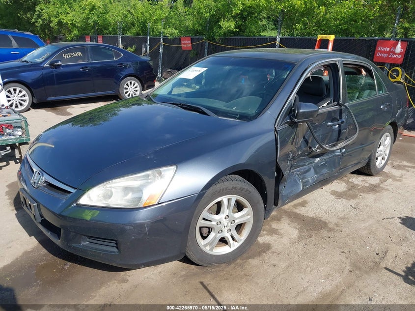 2007 HONDA ACCORD VIN: 1HGCM56827A049377