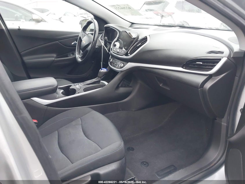 2017 CHEVROLET VOLT VIN: 1G1RC6S58HU102072