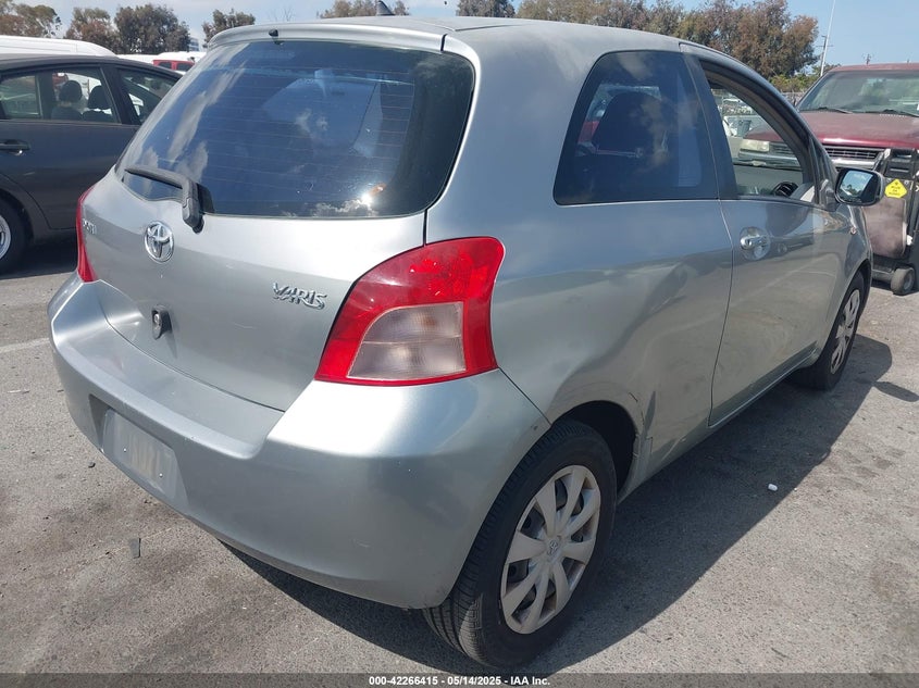 2007 TOYOTA YARIS VIN: JTDJT923075047727