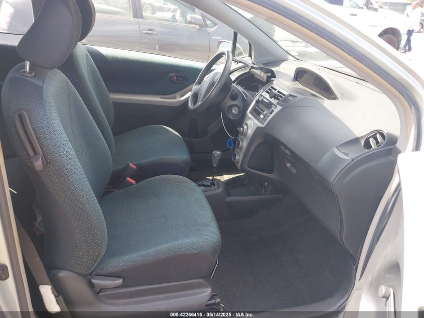 2007 TOYOTA YARIS VIN: JTDJT923075047727