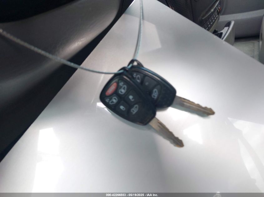 2005 Dodge Caravan VIN: 2D4CP44L25R2 Lot: 42266553