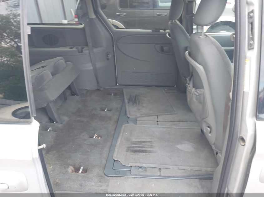 2005 Dodge Caravan VIN: 2D4CP44L25R2 Lot: 42266553