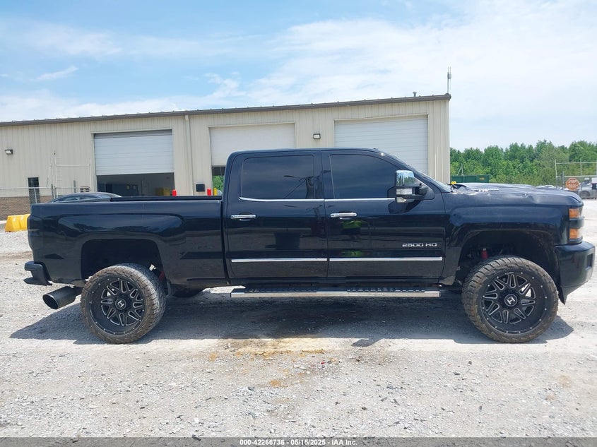 2017 CHEVROLET SILVERADO 2500HD LTZ - 1GC1KWEY0HF196529