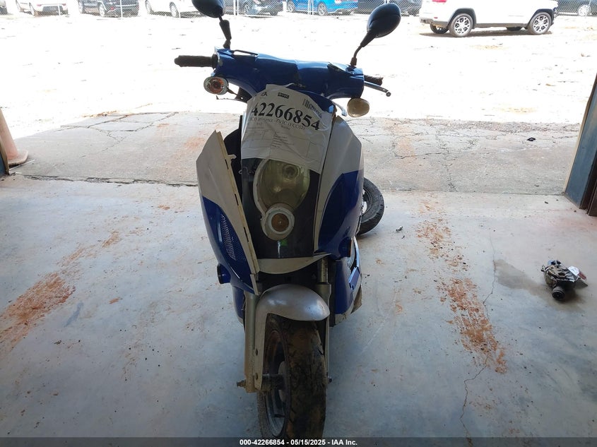 2008 BAHM BAHM VIN: 5RY01104585052643