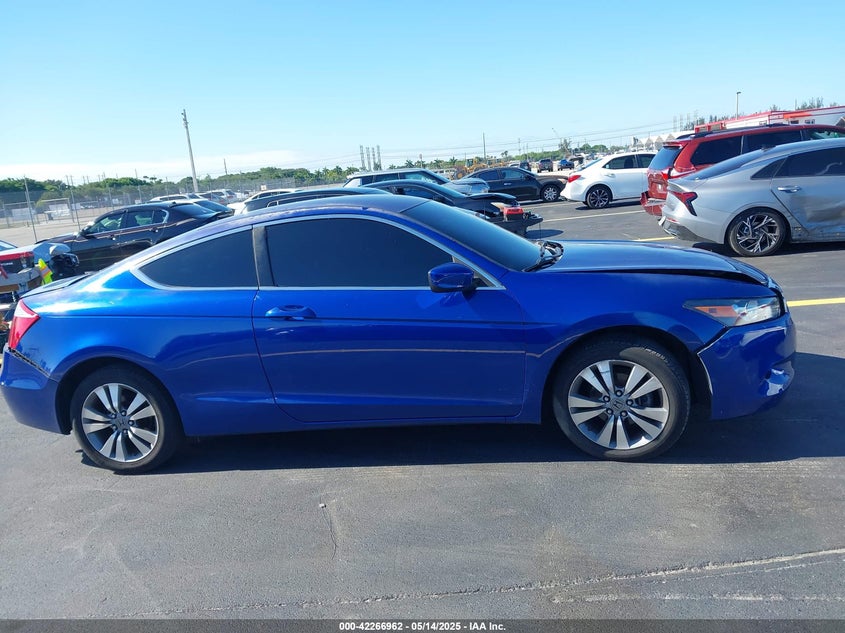 2008 HONDA ACCORD VIN: 1HGCS12318A026523