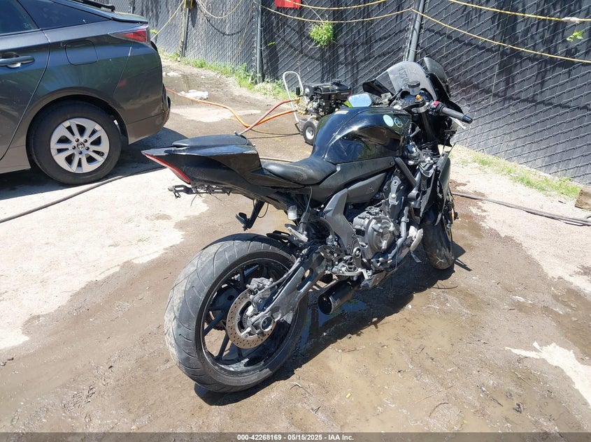 VIN JYARM38E4SA015218 2025 YAMAHA YZFR7