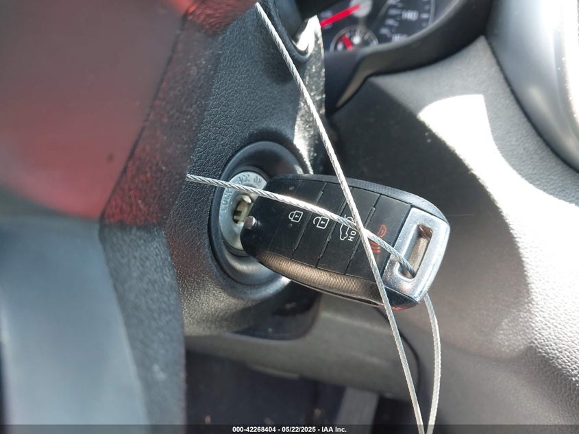 2019 KIA SORENTO VIN: 5XYPG4A32KG513726