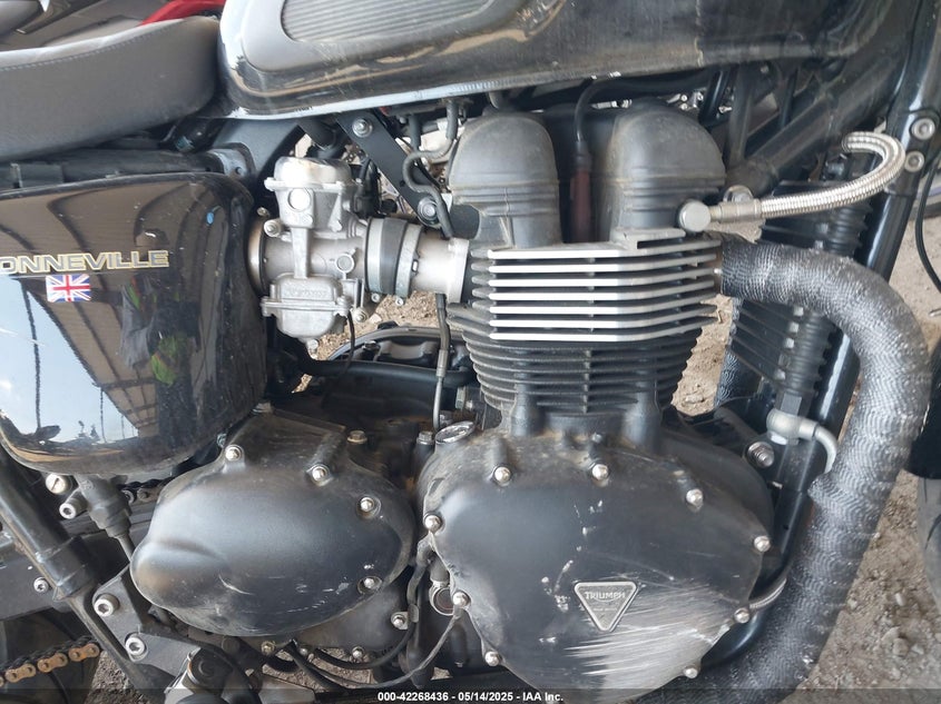 2010 TRIUMPH MOTORCYCLE BONNEVILLE SMT900K13AT412010