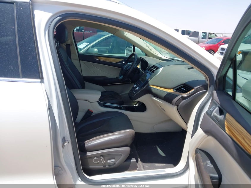 2016 LINCOLN MKC VIN: 5LMCJ2C92GUJ08650