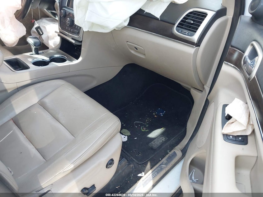 2014 JEEP GRAND CHEROKEE VIN: 1C4RJEBT2EC188017