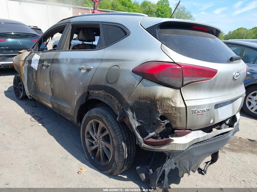 KM8J3CA48HU415890 2017 HYUNDAI TUCSON photo no. 3