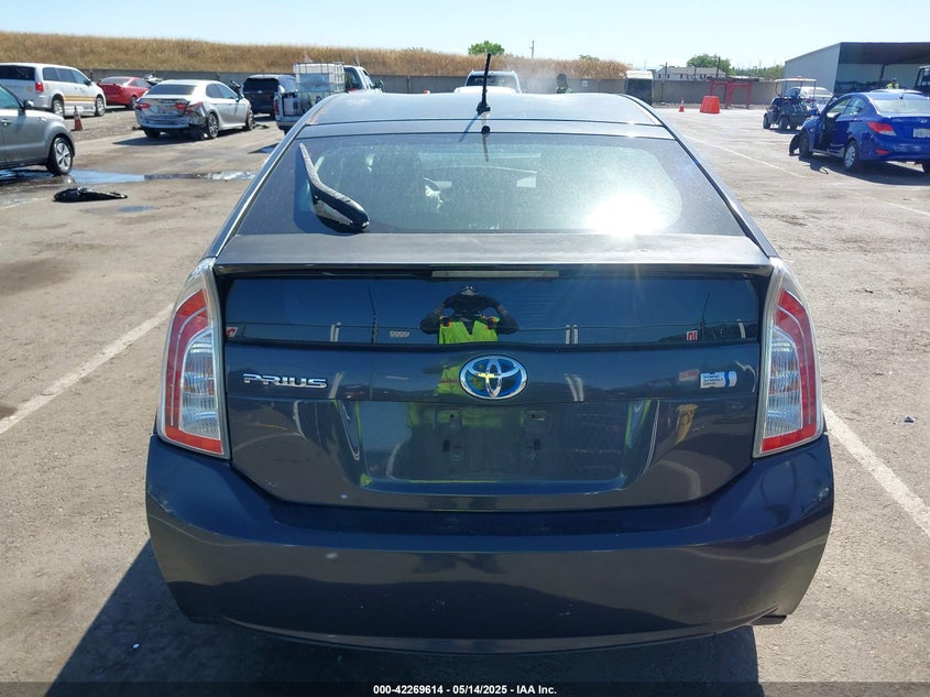 2013 TOYOTA PRIUS VIN: JTDKN3DU2D1724412