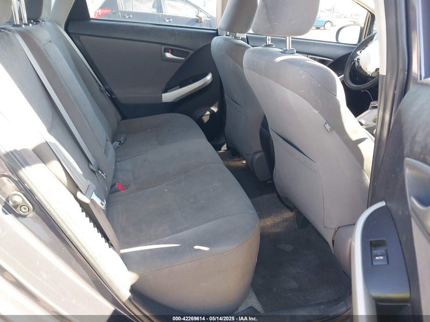 2013 TOYOTA PRIUS VIN: JTDKN3DU2D1724412