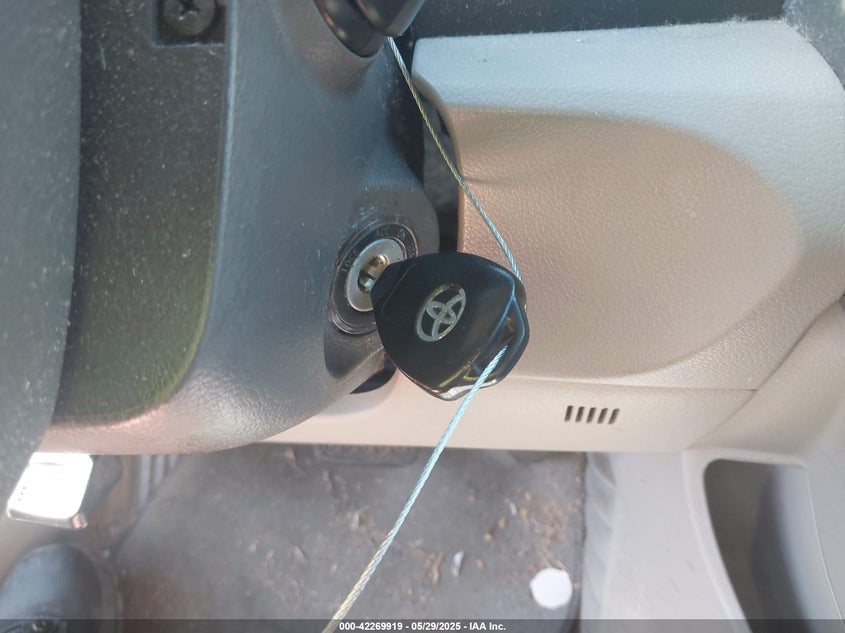 2008 TOYOTA CAMRY VIN: 4T1BE46KX8U247276