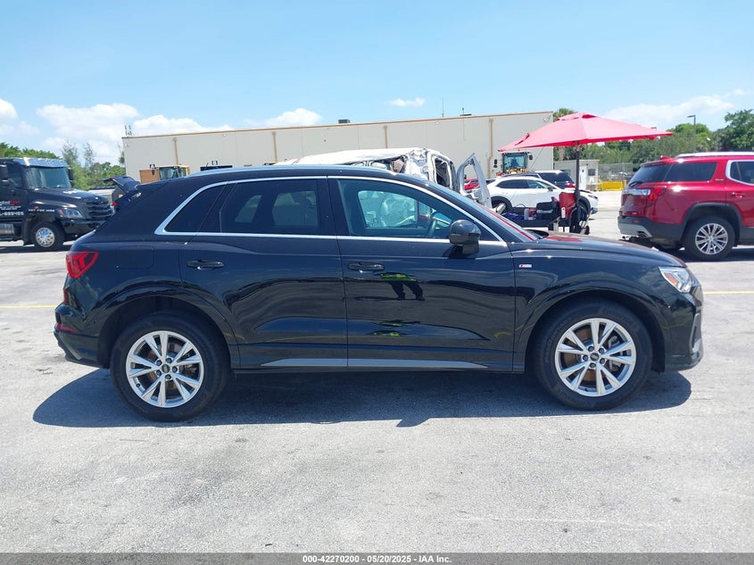 2024 AUDI Q3 VIN: WA1DECF39R1055263