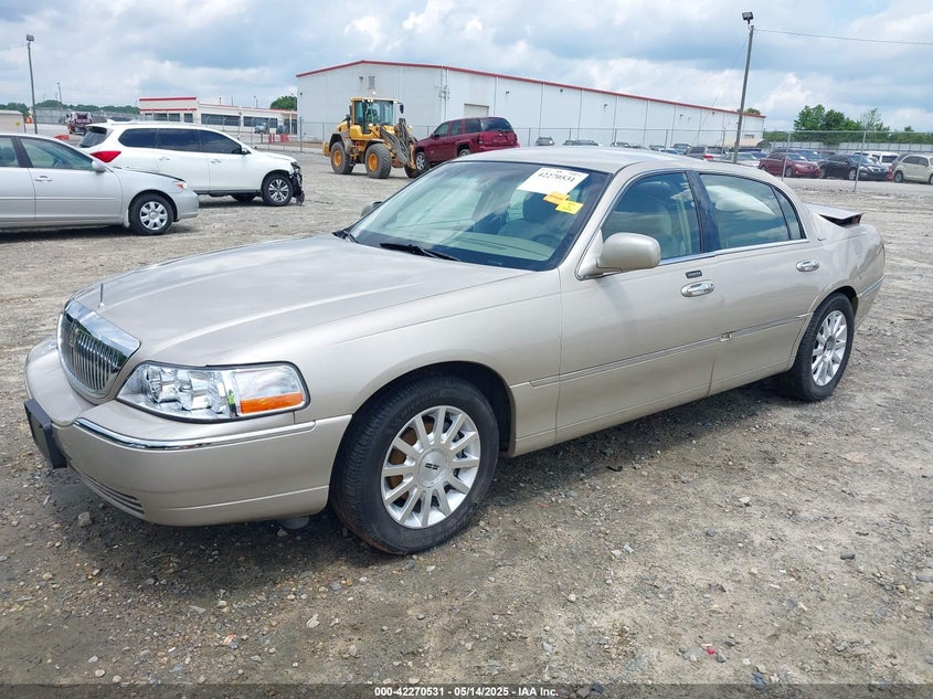 2007 Lincoln Town Car Signature