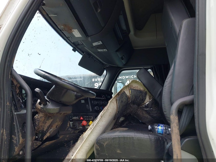 2023 FREIGHTLINER NEW CASCADIA 126 (VIN: 3AKJHHDR2PSNW4615