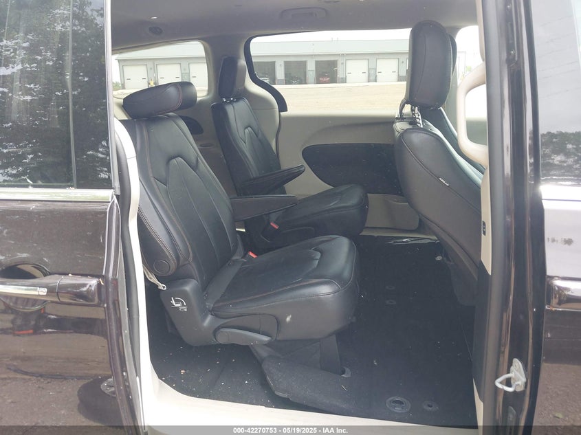 2017 CHRYSLER PACIFICA VIN: 2C4RC1BG4HR525661