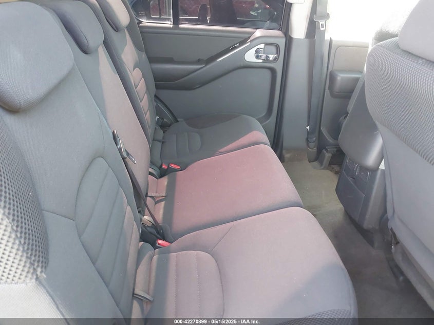2011 NISSAN PATHFINDER VIN: 5N1AR1NB5BC621371