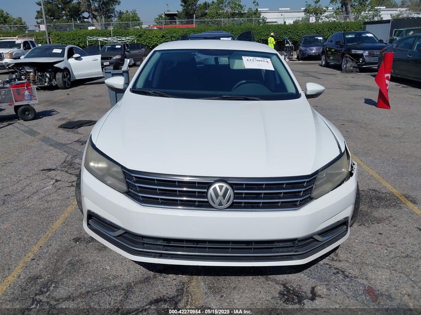 2017 VOLKSWAGEN PASSAT S - 1VWAT7A30HC062762