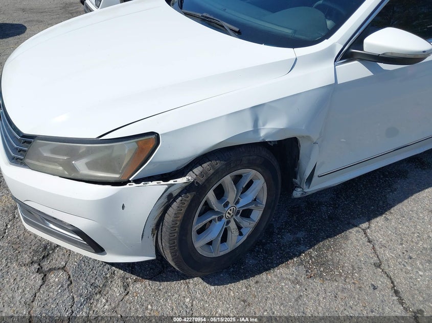 2017 VOLKSWAGEN PASSAT S - 1VWAT7A30HC062762