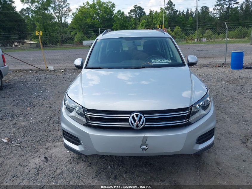 2018 Volkswagen Tiguan Limited 2.0T VIN: WVGAV7AX4JK003057 Lot: 42271113