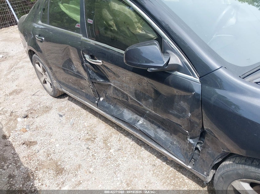 2012 Chevrolet Malibu 1Lt VIN: 1G1ZC5E07CF261429 Lot: 42271369