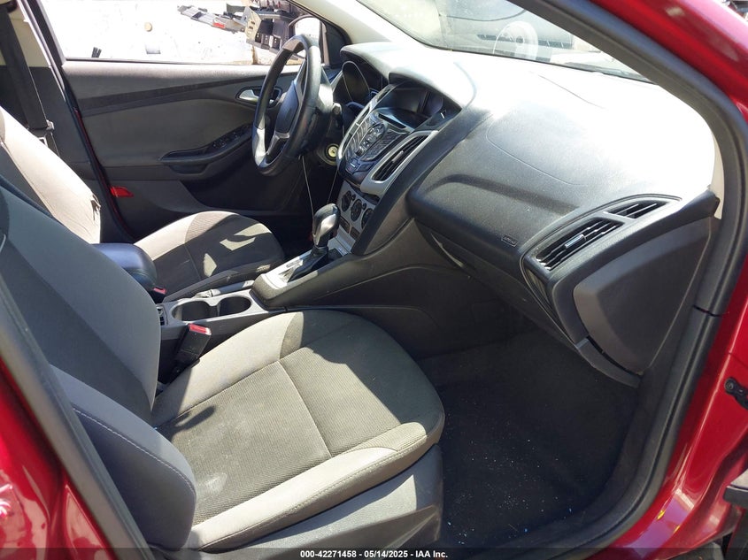 2014 FORD FOCUS VIN: 1FADP3F24EL162622