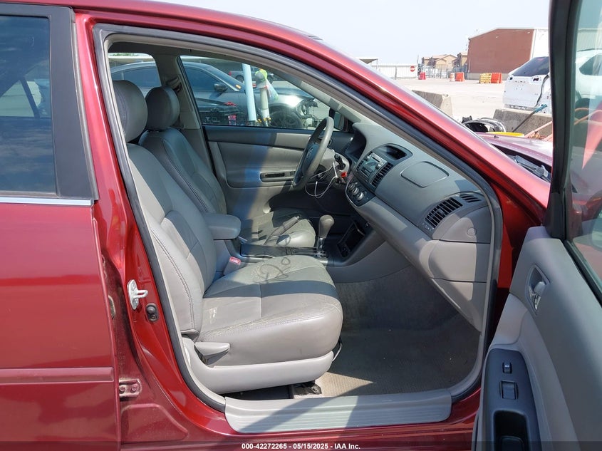 4T1BF32K45U087257 2005 TOYOTA CAMRY photo no. 5
