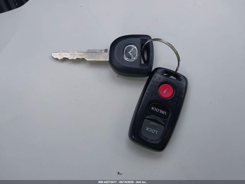 2008 MAZDA MAZDA3 VIN: JM1BK324181176324