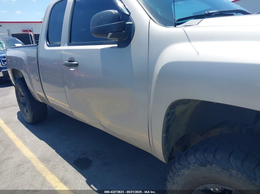 2007 CHEVROLET SILVERADO 1500 VIN: 1GCEK190X7Z567413