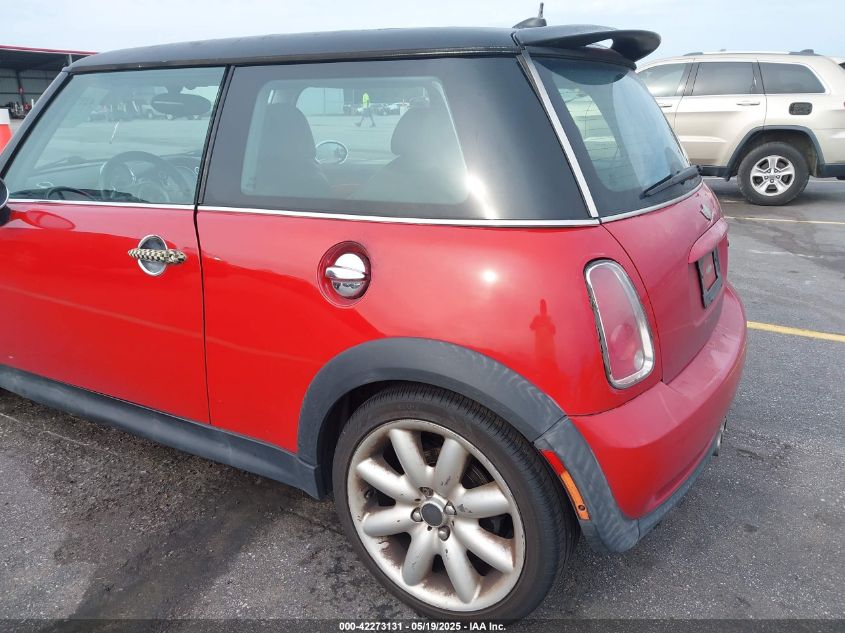 2006 Mini Cooper S VIN: WMWRE33576TJ35157 Lot: 42273131