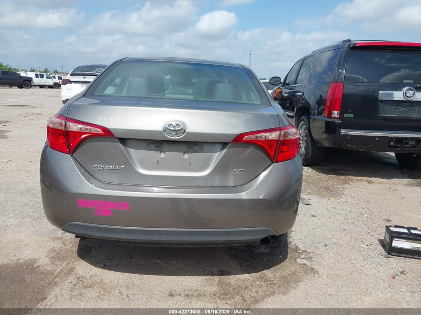 2018 TOYOTA COROLLA LE - 5YFBURHE1JP855556