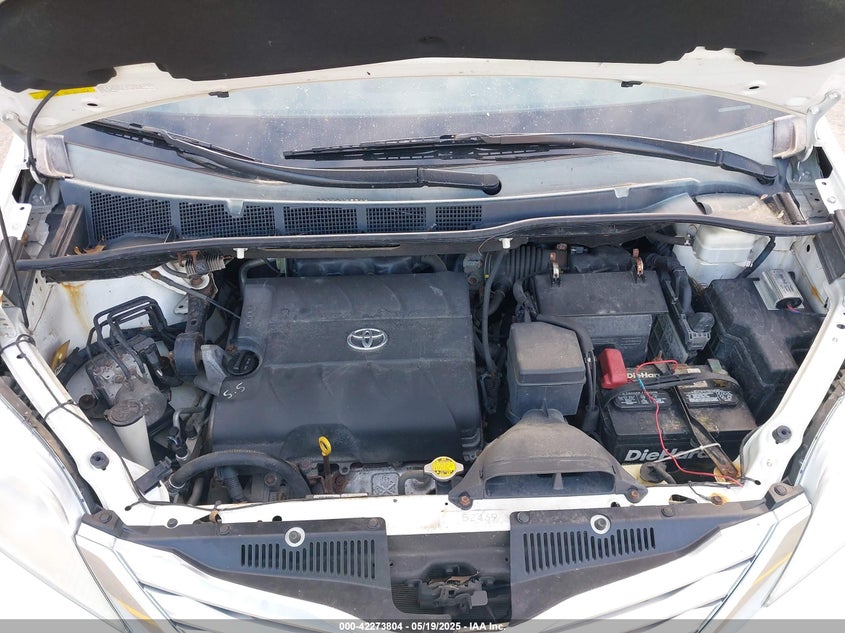 2011 TOYOTA SIENNA VIN: 5TDDK3DC7BS028685