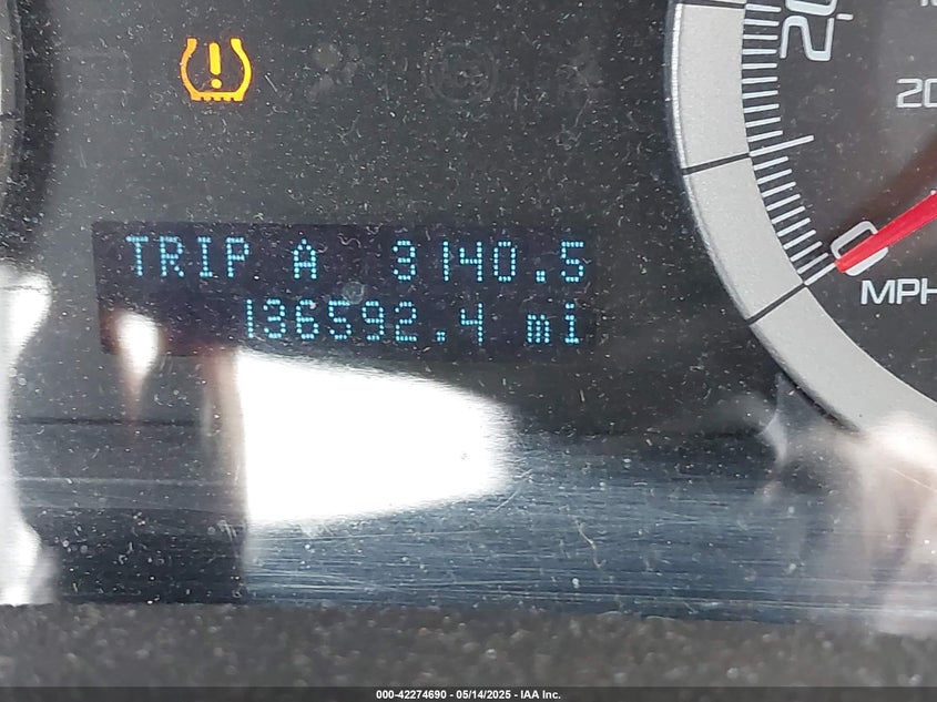 2008 FORD ESCAPE VIN: 1FMCU93148KE82462