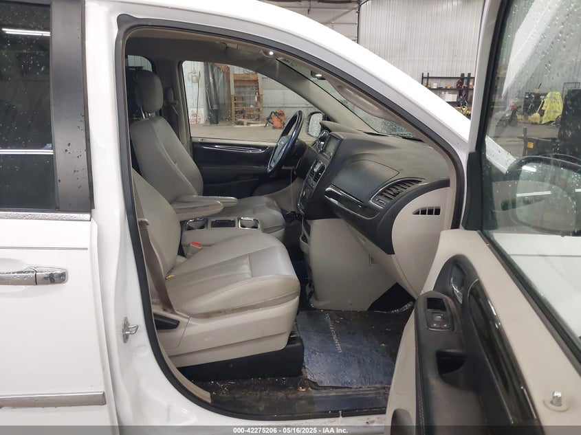 2C4RC1BG8FR505846 2015 CHRYSLER TOWN & COUNTRY photo no. 5