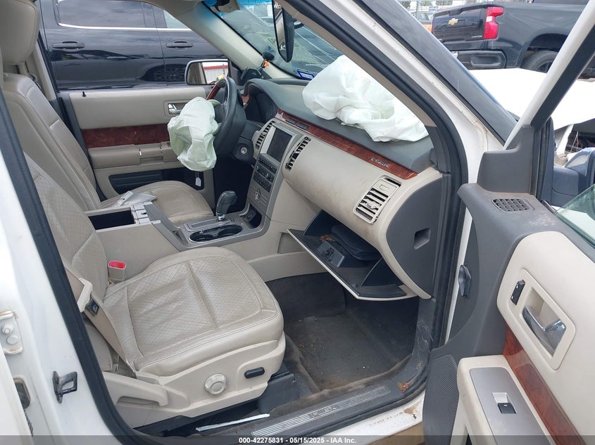 2010 FORD FLEX VIN: 2FMHK6DT5ABA85398