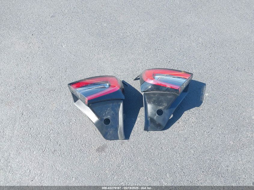 2025 Tesla Model Y - 7SAYGDED8SA371543