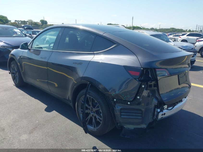 2025 Tesla Model Y - 7SAYGDED8SA371543