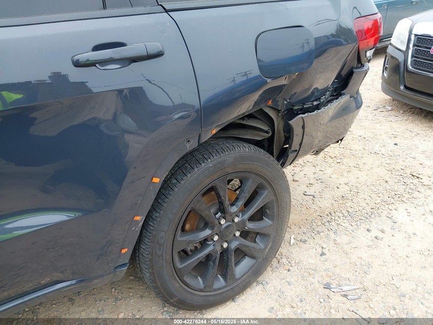 2018 JEEP GRAND CHEROKEE VIN: 1C4RJFAG4JC303222