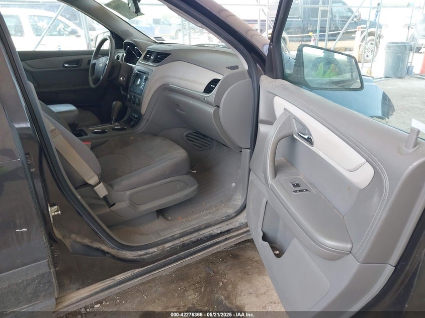 2015 CHEVROLET TRAVERSE LS - 1GNKRFED1FJ388475