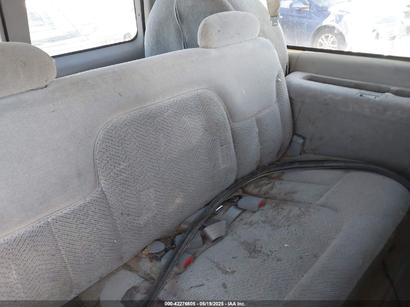 1999 Chevrolet Suburban 2500 VIN: 1GNGK26J0XJ455009 Lot: 42276605