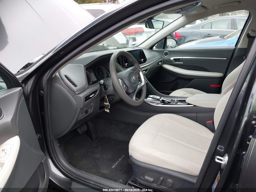 2022 HYUNDAI SONATA VIN: KMHL64JA4NA186939