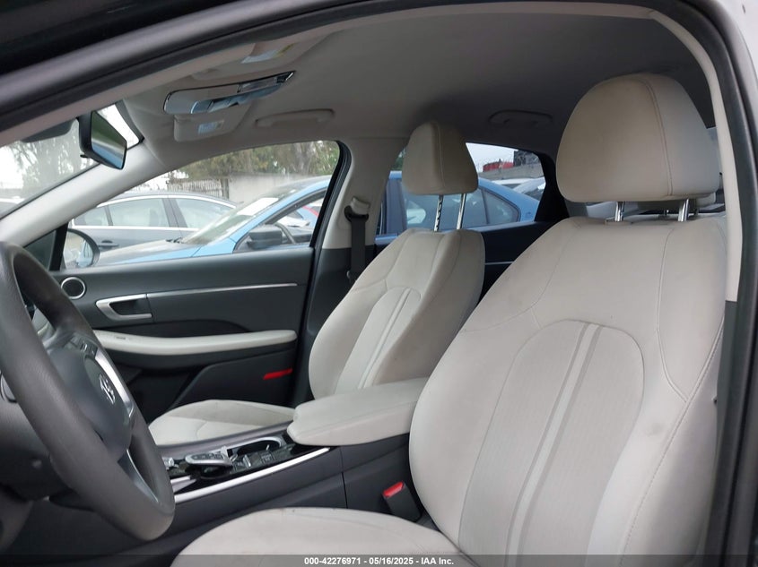 2022 HYUNDAI SONATA VIN: KMHL64JA4NA186939