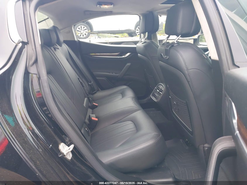 2014 MASERATI GHIBLI VIN: ZAM57RTA7E1123205