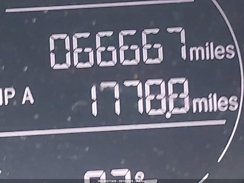 2021 HONDA HR-V VIN: 3CZRU5H11MM717252
