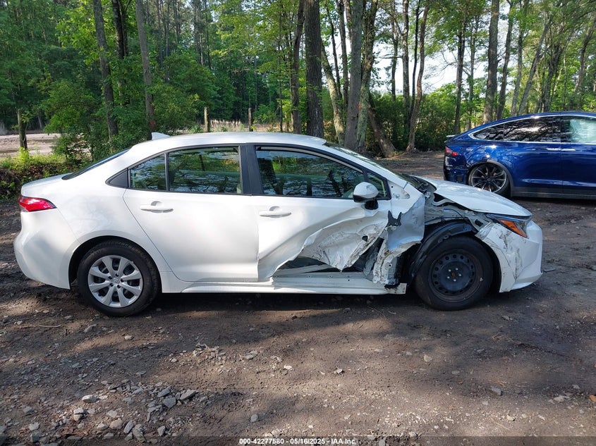 2023 TOYOTA COROLLA LE - JTDB4MEE7PJ011381