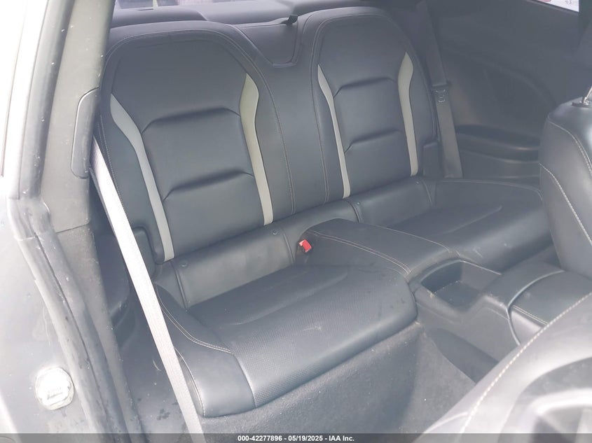 2019 CHEVROLET CAMARO 2LT - 1G1FD1RS9K0144568