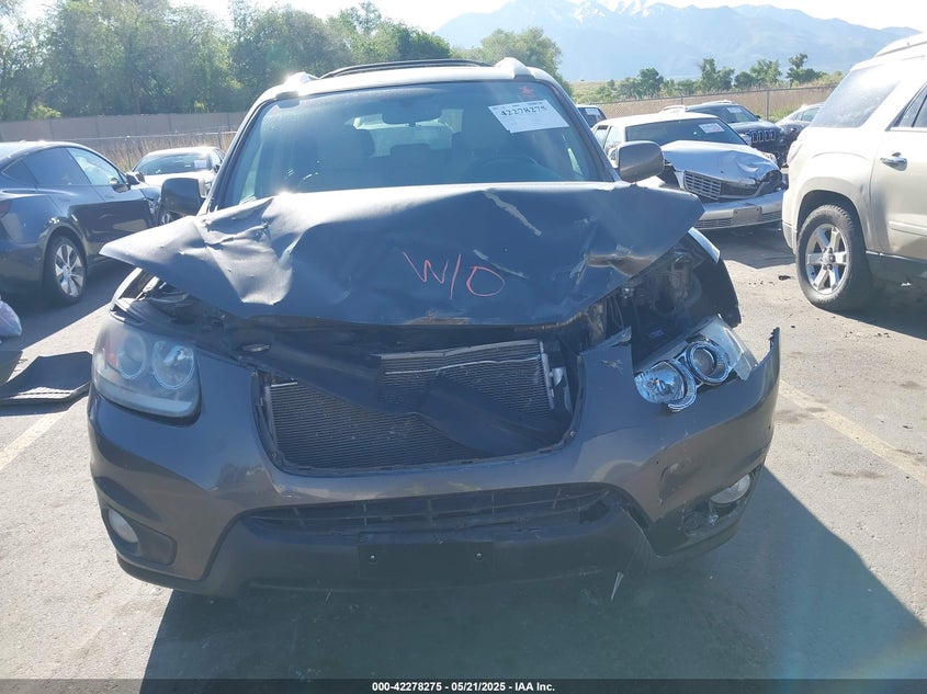 2012 HYUNDAI SANTA FE VIN: 5XYZK4AG1CG136687